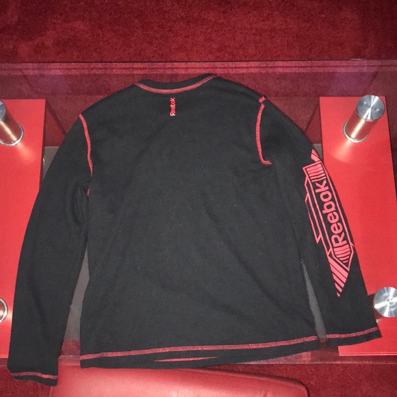 Reebok shirt - Picture 2 of 4